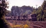 SOU 4023 leads a train into Glenwood Yard